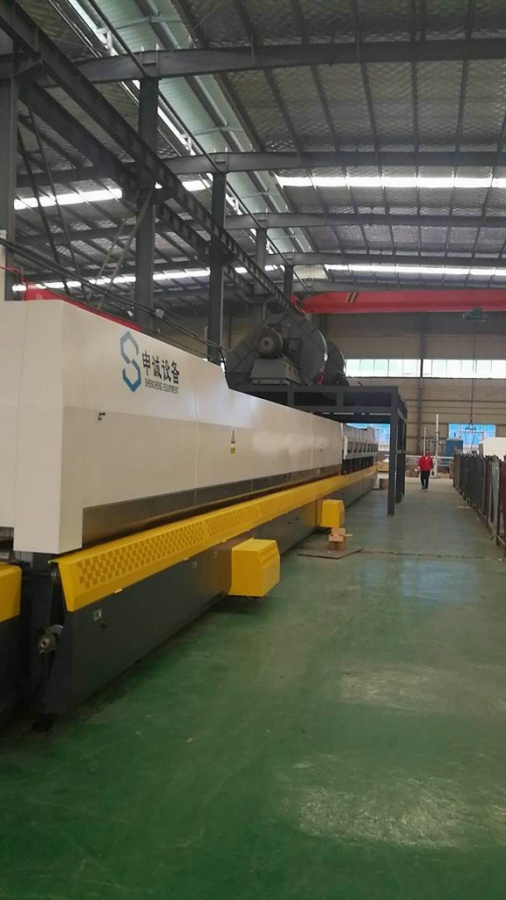 Use site of Henan Pengxi double-chamber glass tempering furnace